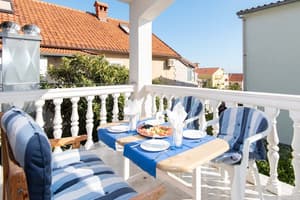 thumbnail: Balcony