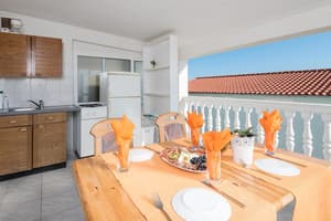thumbnail: Private kitchenette