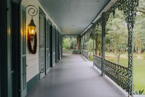 thumbnail: Front of property