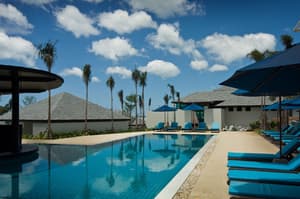thumbnail: Pool