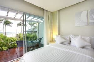 thumbnail: Garden view