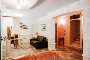 thumbnail: Living room