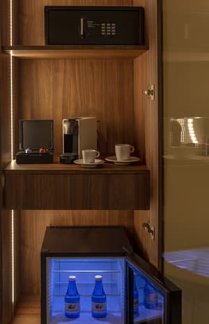 thumbnail: Minibar