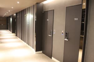 thumbnail: Hallway