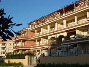 thumbnail: Exterior