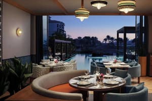thumbnail: Restaurant