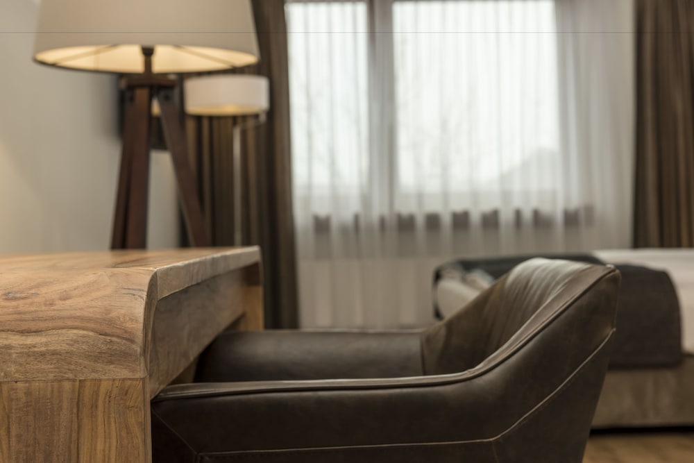 In-room business center