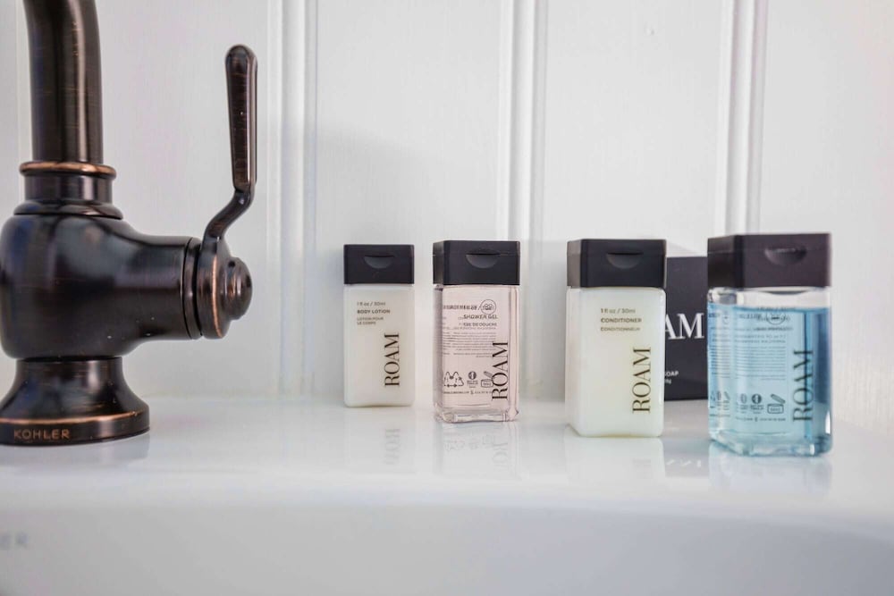 Bathroom amenities