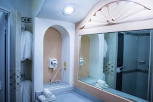 thumbnail: Bathroom sink