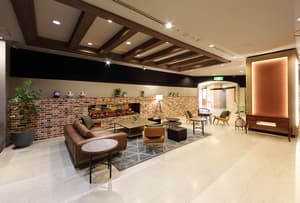 thumbnail: Lobby sitting area