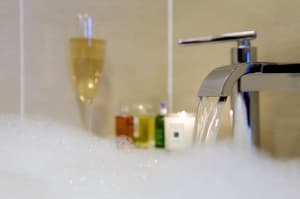 thumbnail: Deep soaking bathtub