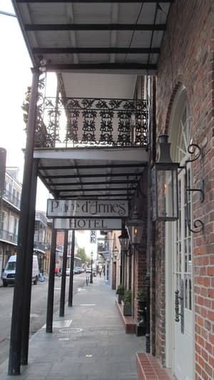 thumbnail: Exterior