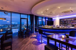 thumbnail: Restaurant