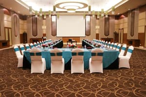 thumbnail: Banquet hall