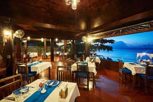 thumbnail: Restaurant