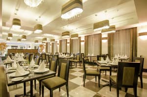 thumbnail: Restaurant