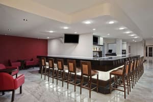 thumbnail: Bar (on property)