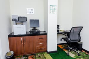 thumbnail: Business center