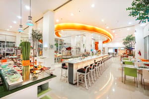 thumbnail: Restaurant