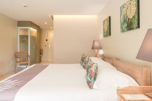 thumbnail: Room