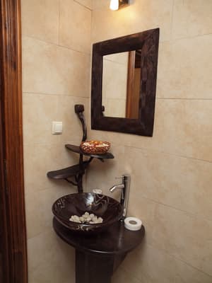 thumbnail: Bathroom sink