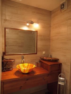 thumbnail: Bathroom sink