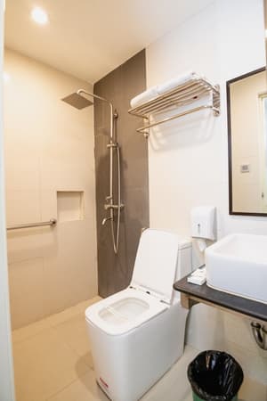 thumbnail: Bathroom
