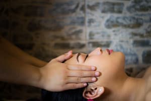 thumbnail: Massage