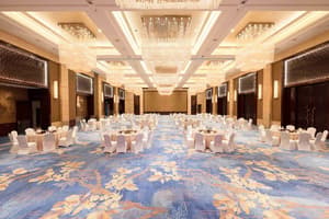 thumbnail: Ballroom