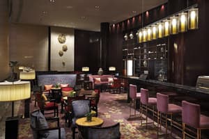 thumbnail: Bar (on property)