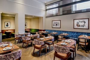thumbnail: Restaurant