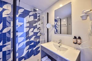 thumbnail: Bathroom