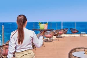 thumbnail: Bar (on property)