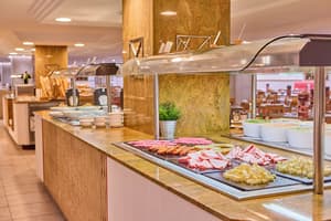 thumbnail: Buffet