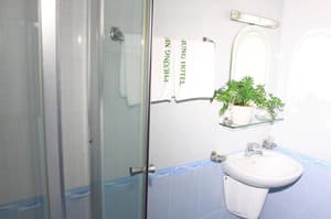 thumbnail: General view