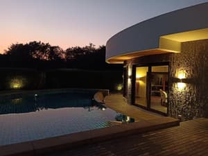 thumbnail: Outdoor pool