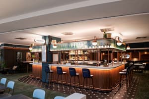 thumbnail: Bar (on property)