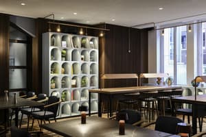 thumbnail: Restaurant