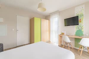 thumbnail: Room