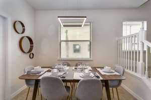 thumbnail: Dining