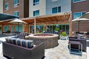 thumbnail: Bar (on property)