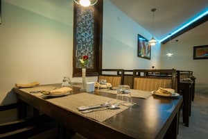 thumbnail: Restaurant