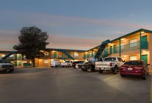 thumbnail: Exterior