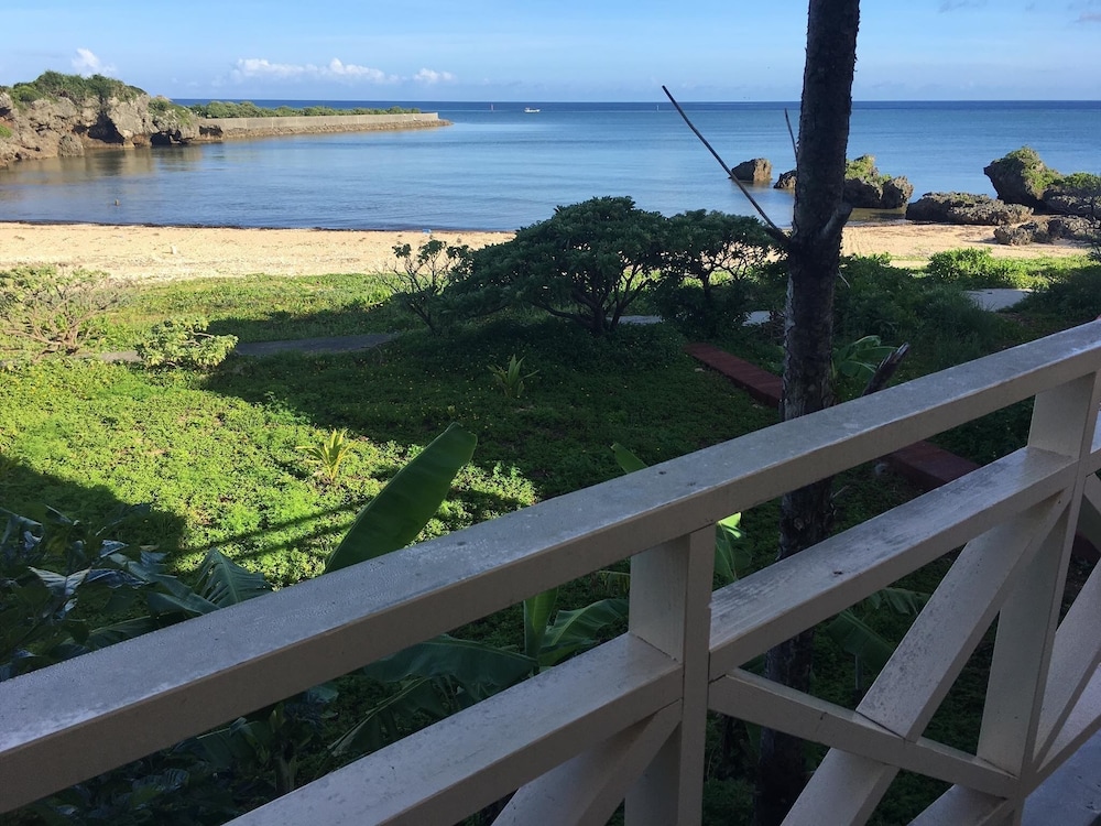 Beach bar
