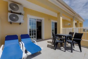 thumbnail: Terrace/patio
