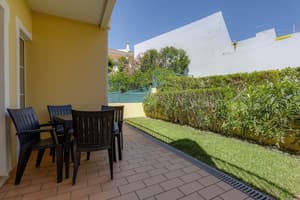 thumbnail: Terrace/patio