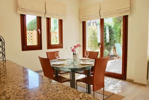 thumbnail: In-room dining