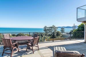thumbnail: Terrace/patio