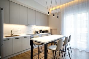 thumbnail: In-room dining