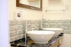 thumbnail: Bathroom